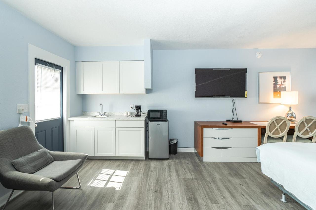 Echo Sails Motel Clearwater Beach Exterior foto
