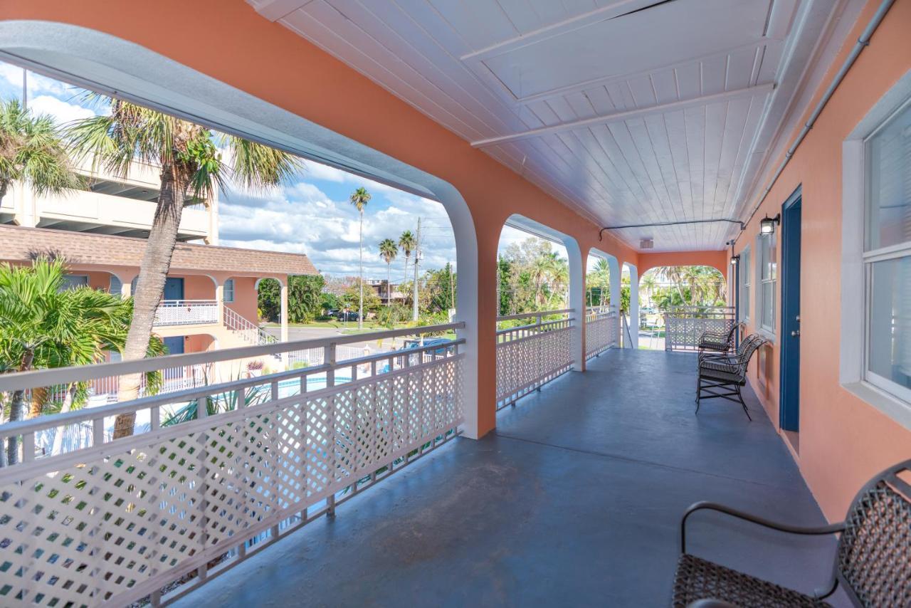 Echo Sails Motel Clearwater Beach Exterior foto